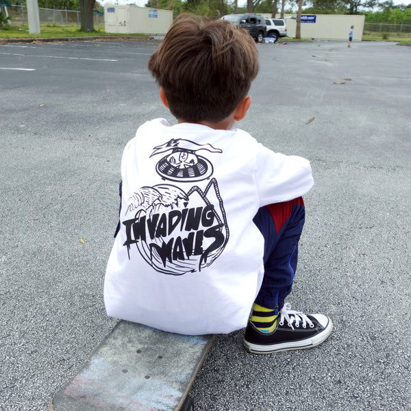 Youth - Invading Waves - Organic Cotton Long Sleeve